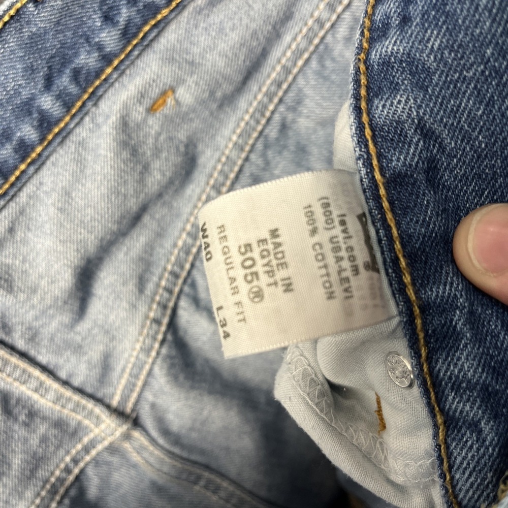 Levi's 505 Mens 40x34 Blue Regular Fit Straight Leg Denim Jeans Medium Wash Y2K - Picture 4 of 11